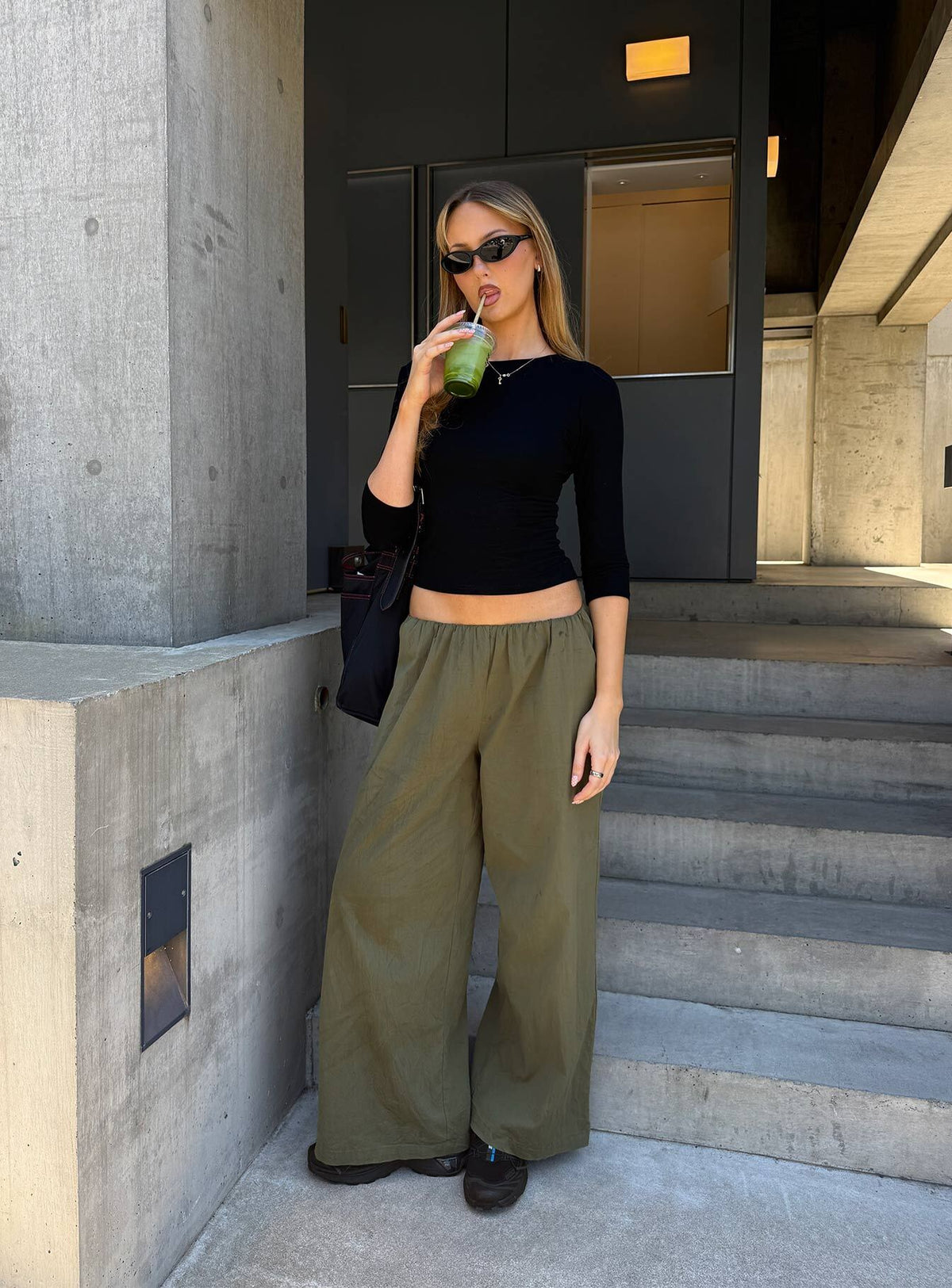 Lunea Concealed Waistband Pants Khaki