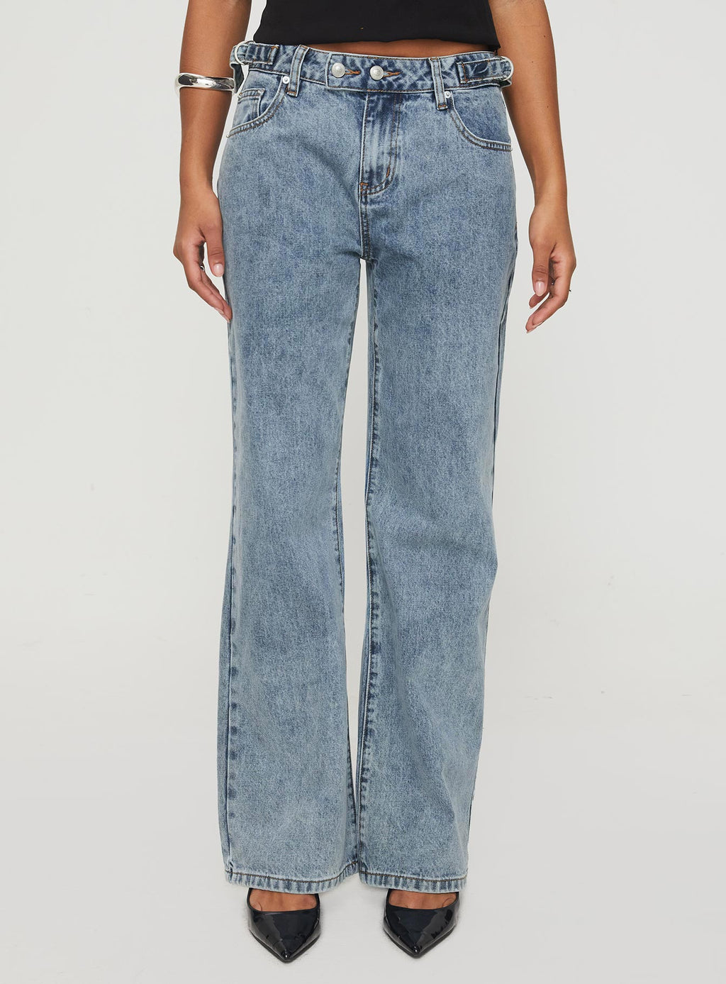 Sidle Low Rise Straight Leg Jeans Light Wash