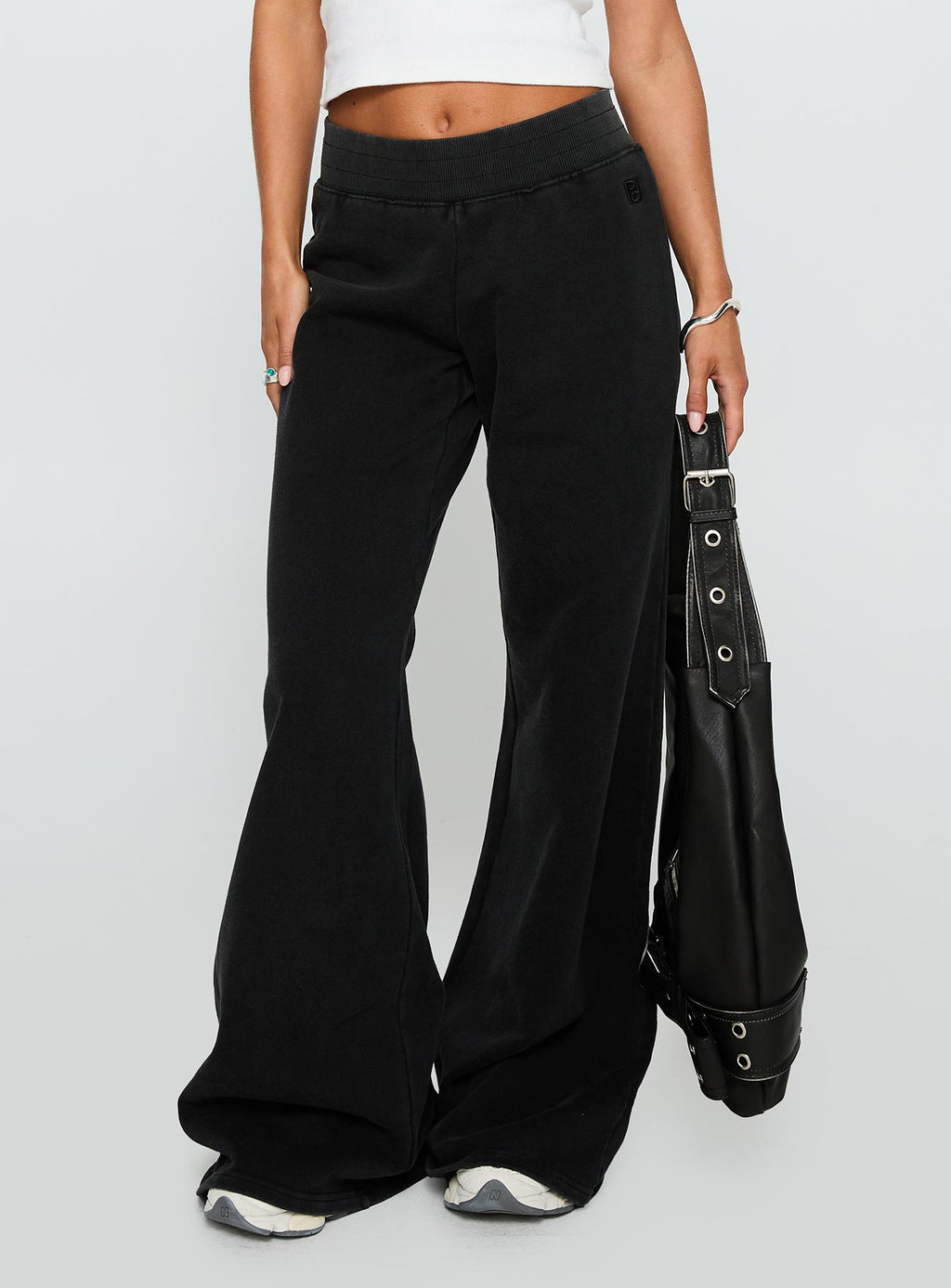 Summits Flared Sweatpants Washed Black