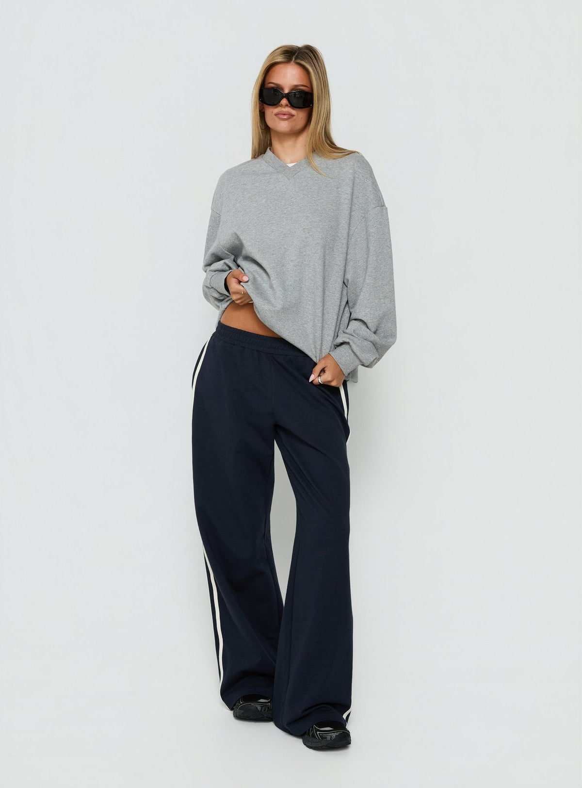 Opollo V Neck Sweatshirt Grey Marle