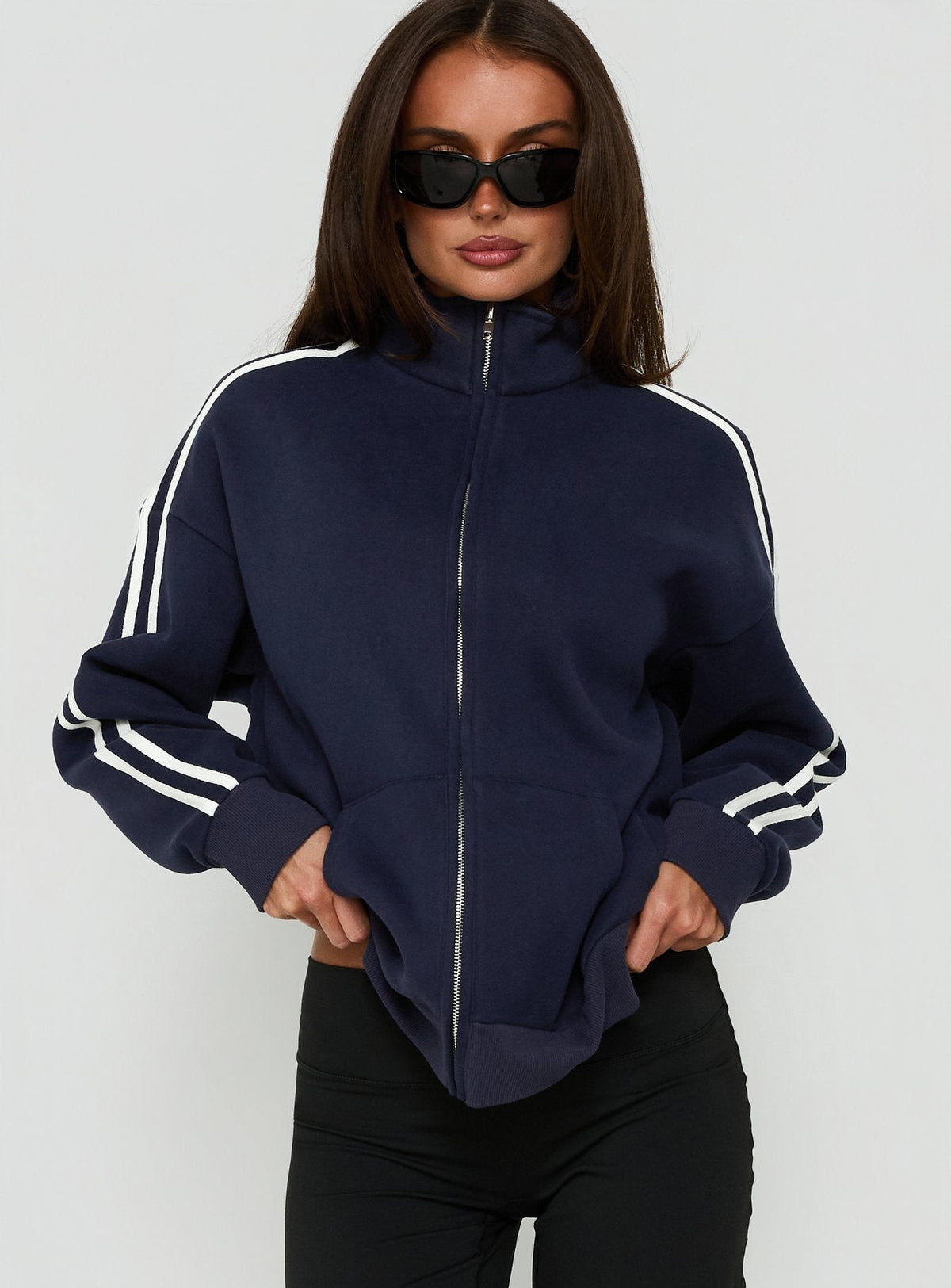 Keeran Funnel Neck Fleece Sweatshirt Navy / White
