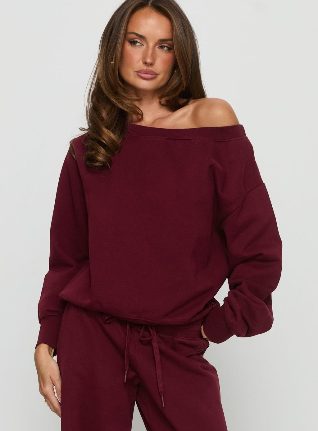 Wellness Off the Shoulder Sweatshirt Currant