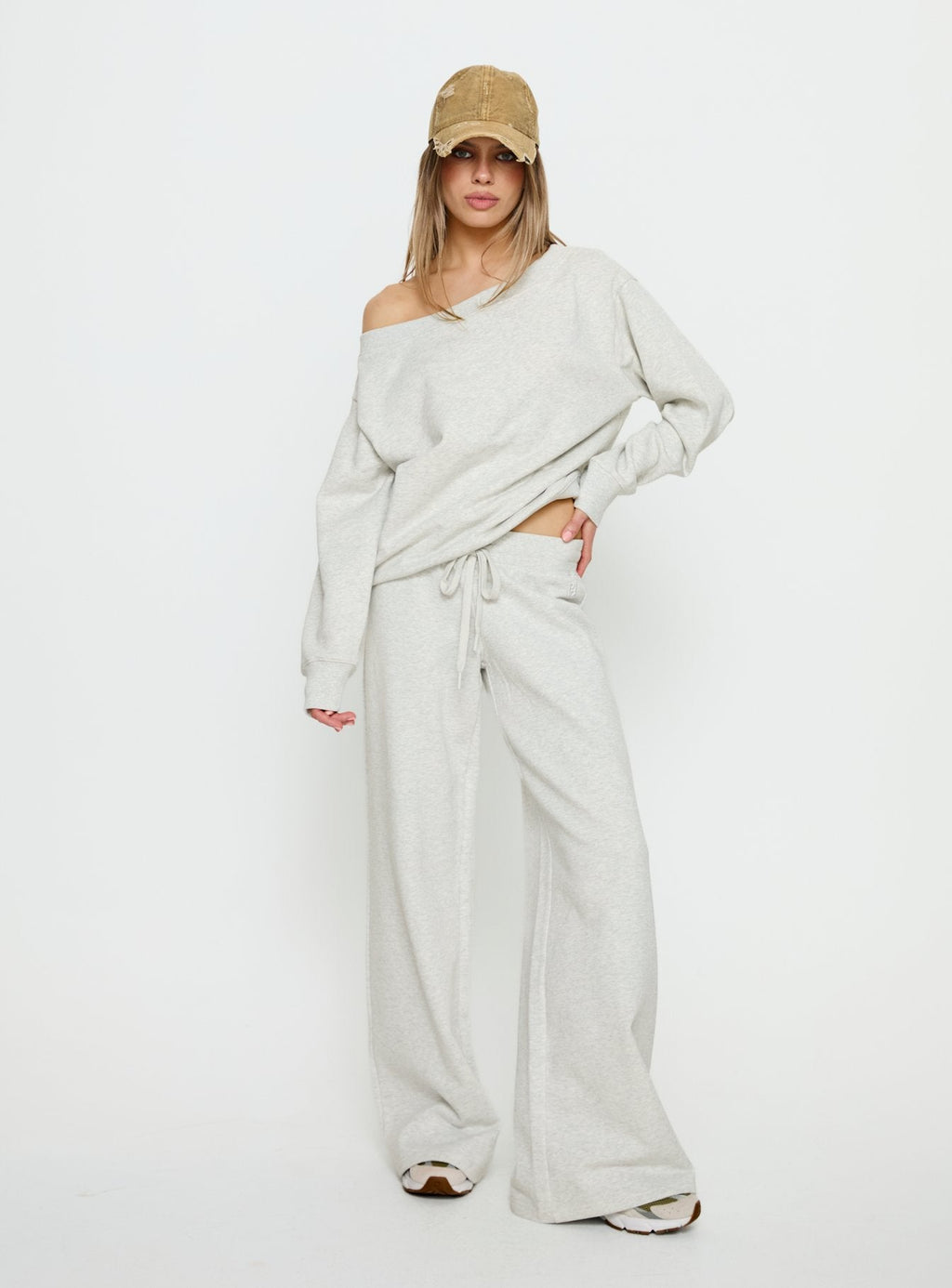 Wellness Off the Shoulder Sweatshirt Grey Marle