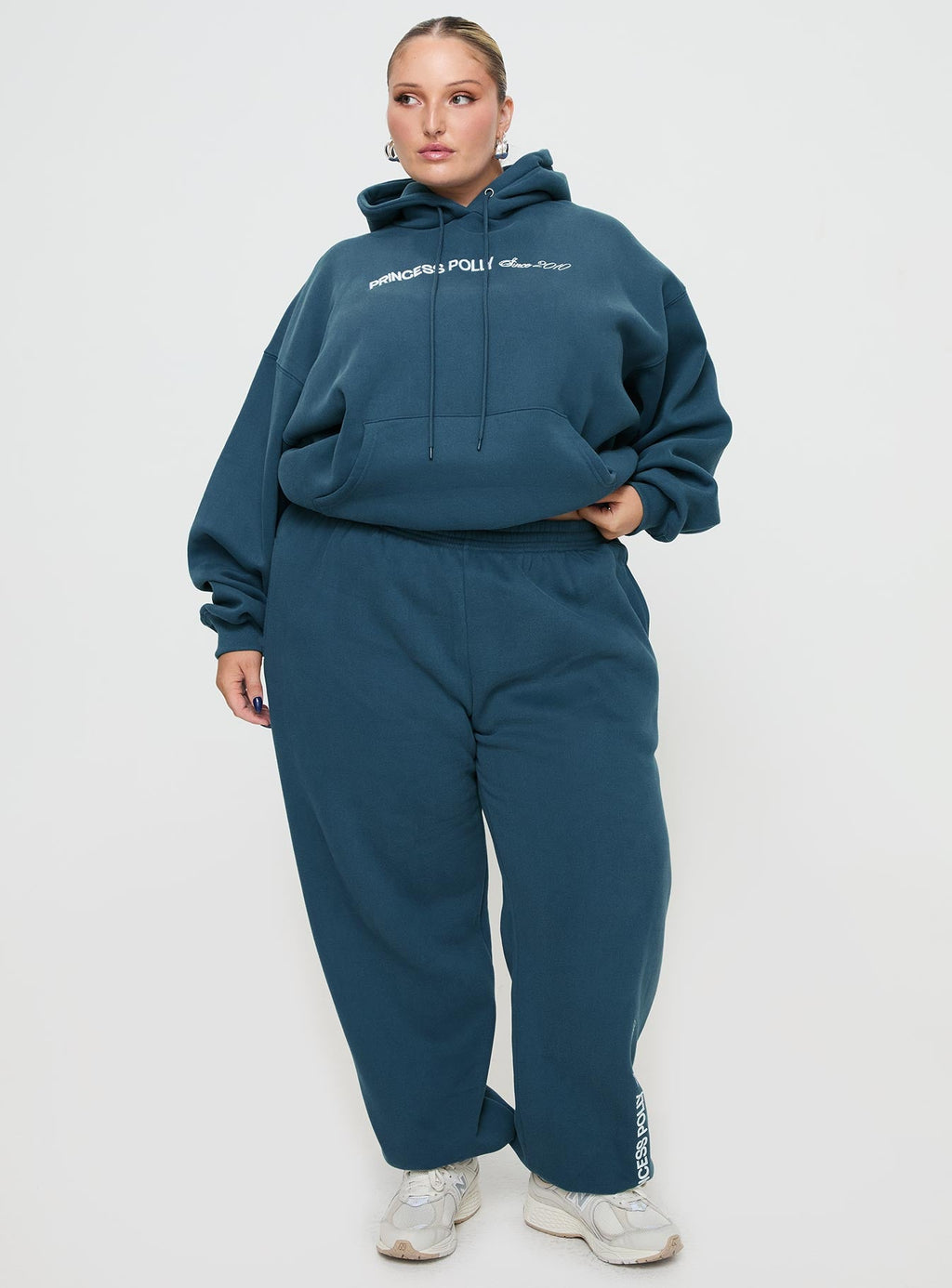 Princess Polly Sweatpants Block / Cursive Text Slate Curve