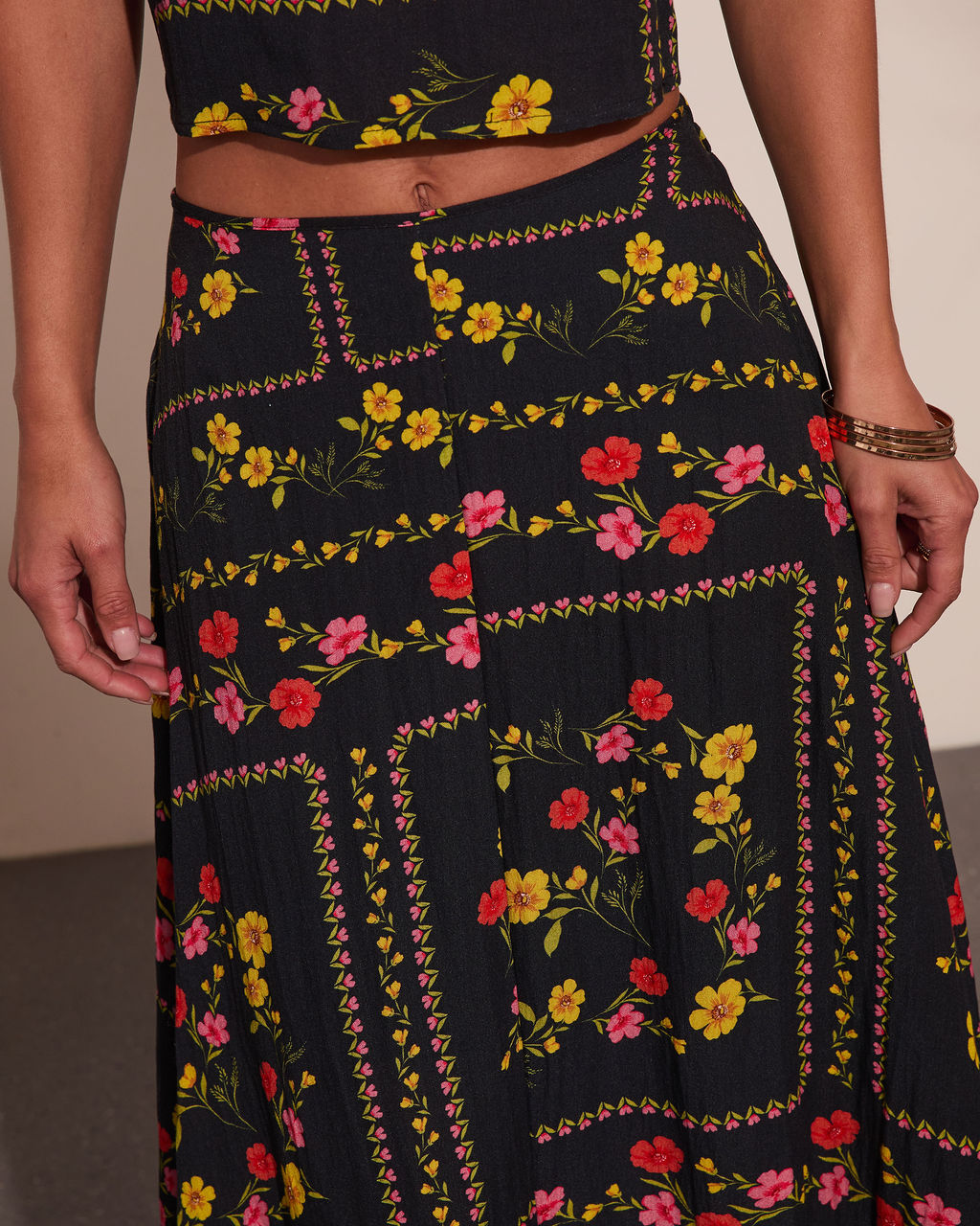 Sunkissed Meadow Floral Print Midi Skirt