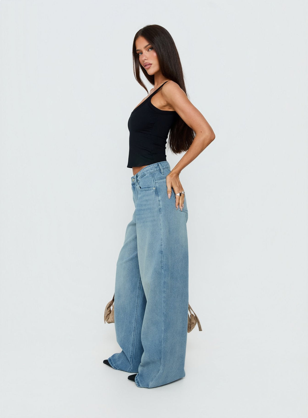 Naylor Mid Rise Wide Leg Jeans Light Wash Denim Light Blue Wash Tall