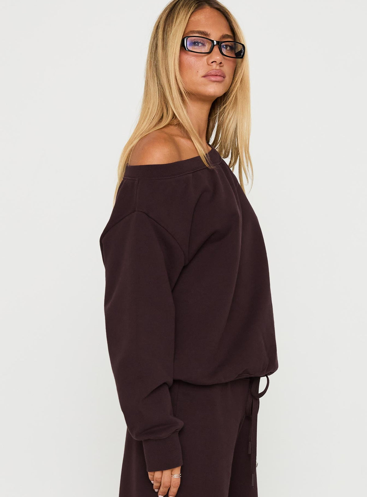 Wellness Off The Shoulder Sweatshirt Brown