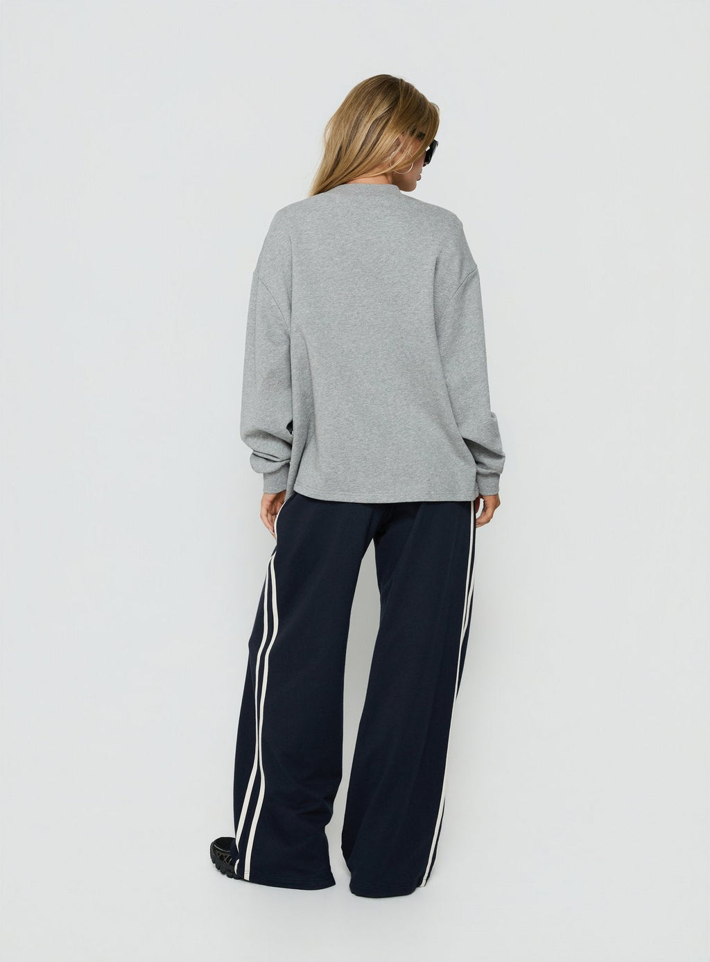 Opollo V Neck Sweatshirt Grey Marle