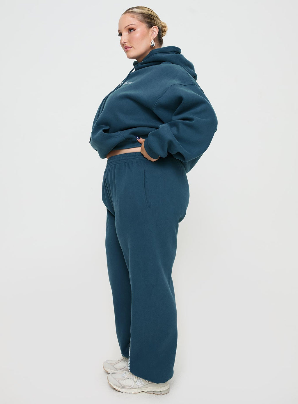 Princess Polly Sweatpants Block / Cursive Text Slate Curve