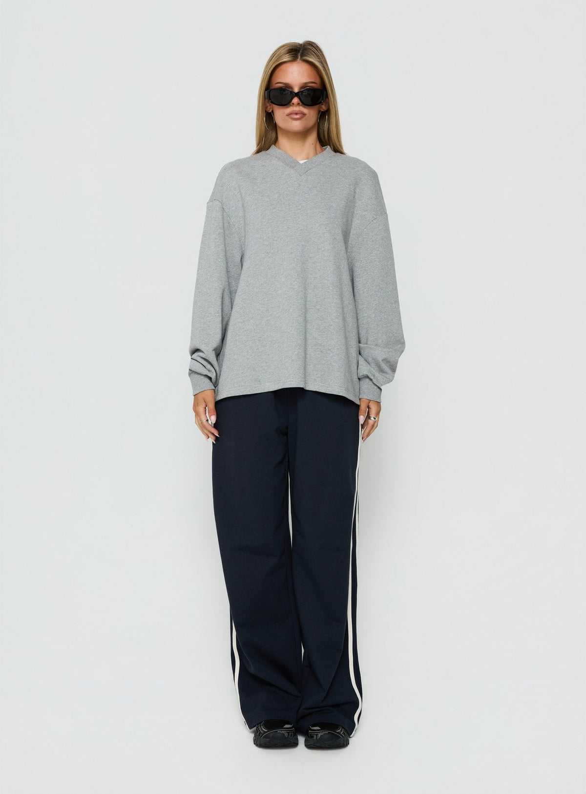 Opollo V Neck Sweatshirt Grey Marle