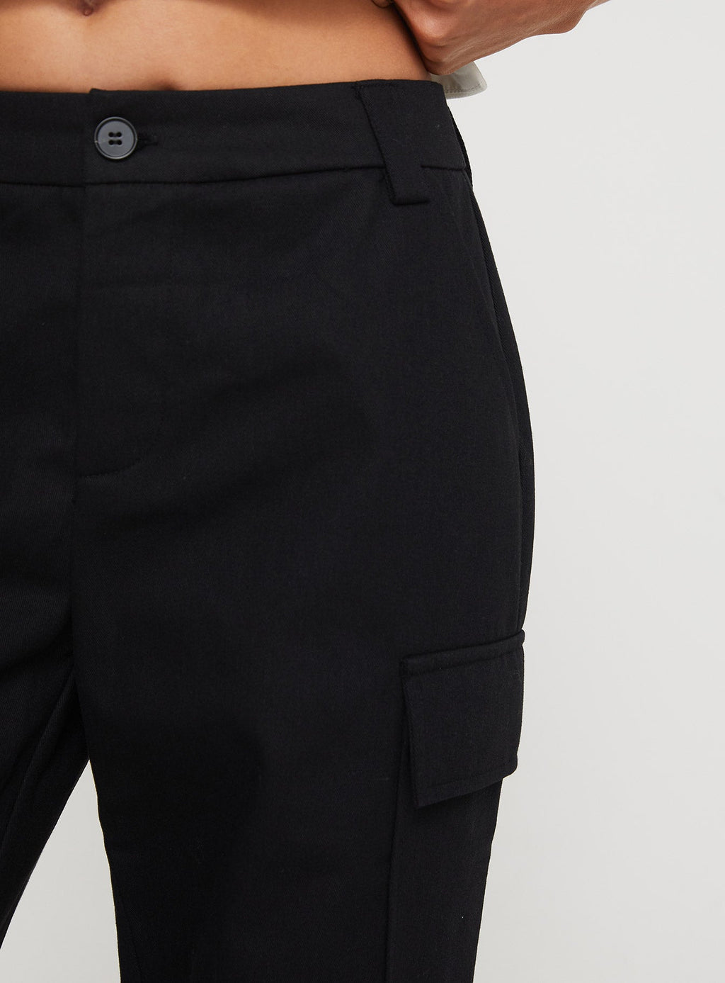 Raider Low Waist Cargo Pant Black