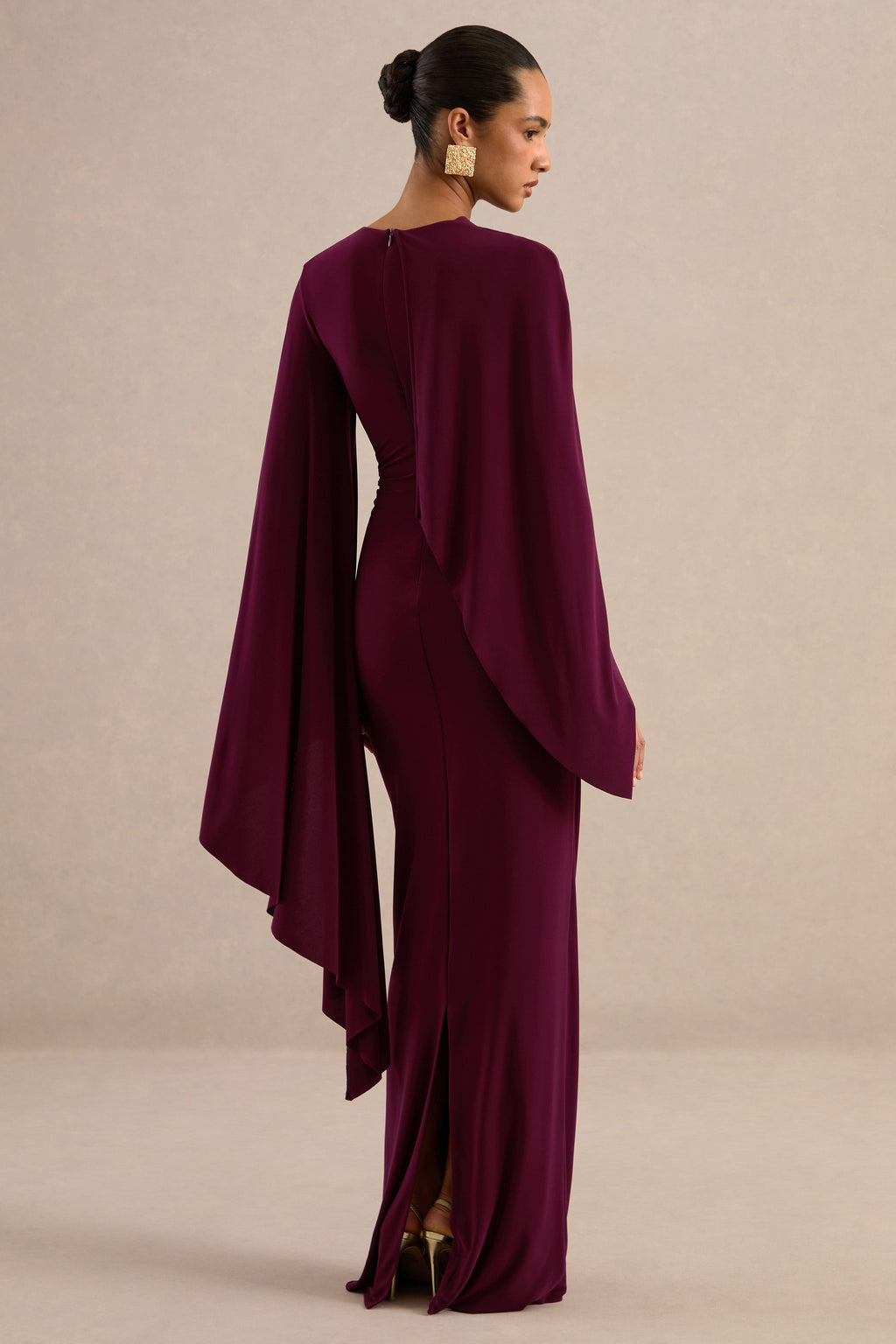 Fervora | Burgundy Jersey Round Neck Maxi Dress With Cape Sleeves And Back Split