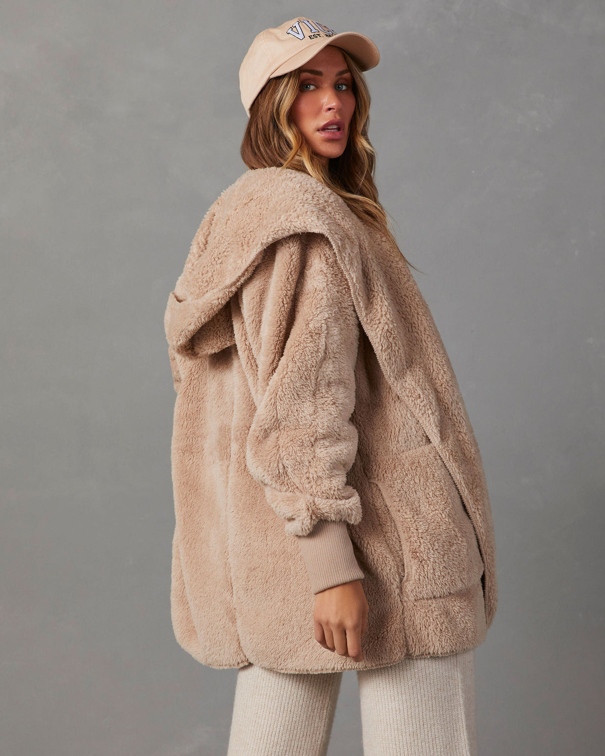 The Coziest Yet Pocketed Cardigan